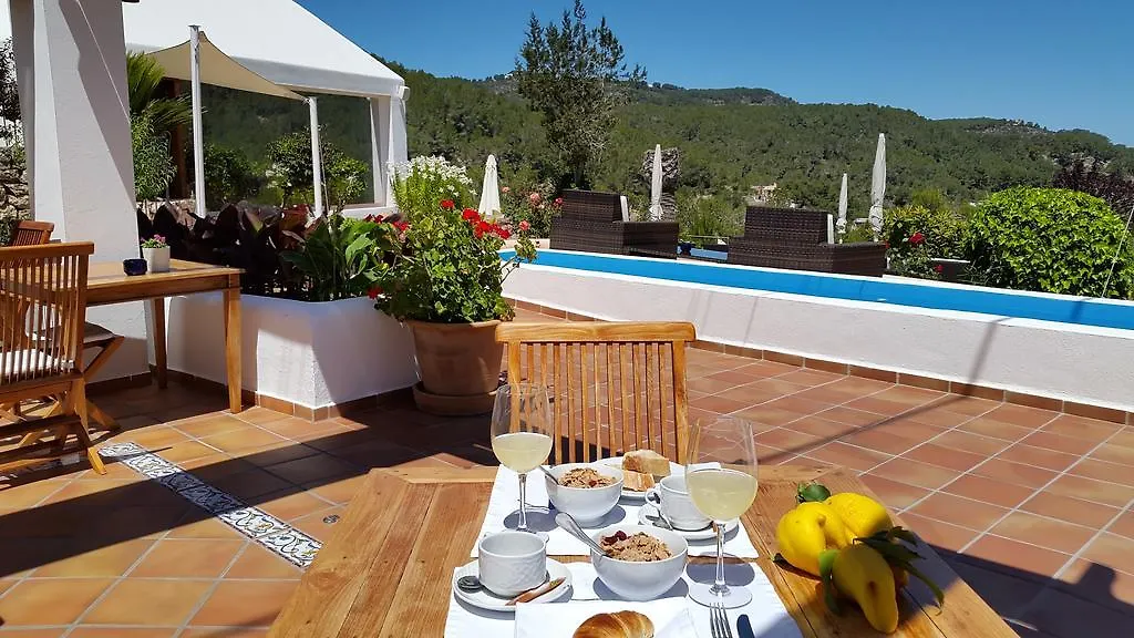 Hotel Rural Can Maries Port de Sant Miguel Κατάλυμα σε φάρμα